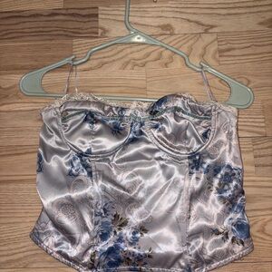 Cotton Candy Lace Trimmed Top in Soft Gray